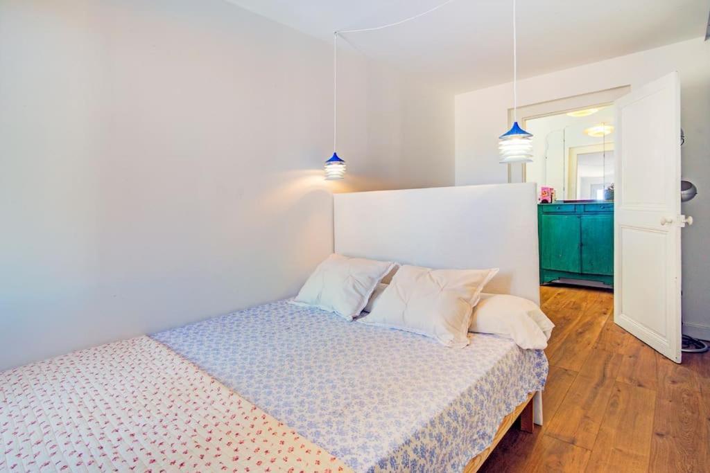 Appartement Place Des Halles Сет Экстерьер фото
