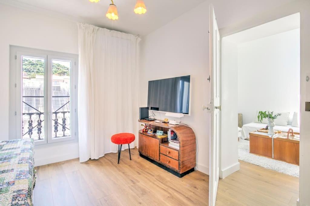 Appartement Place Des Halles Сет Экстерьер фото