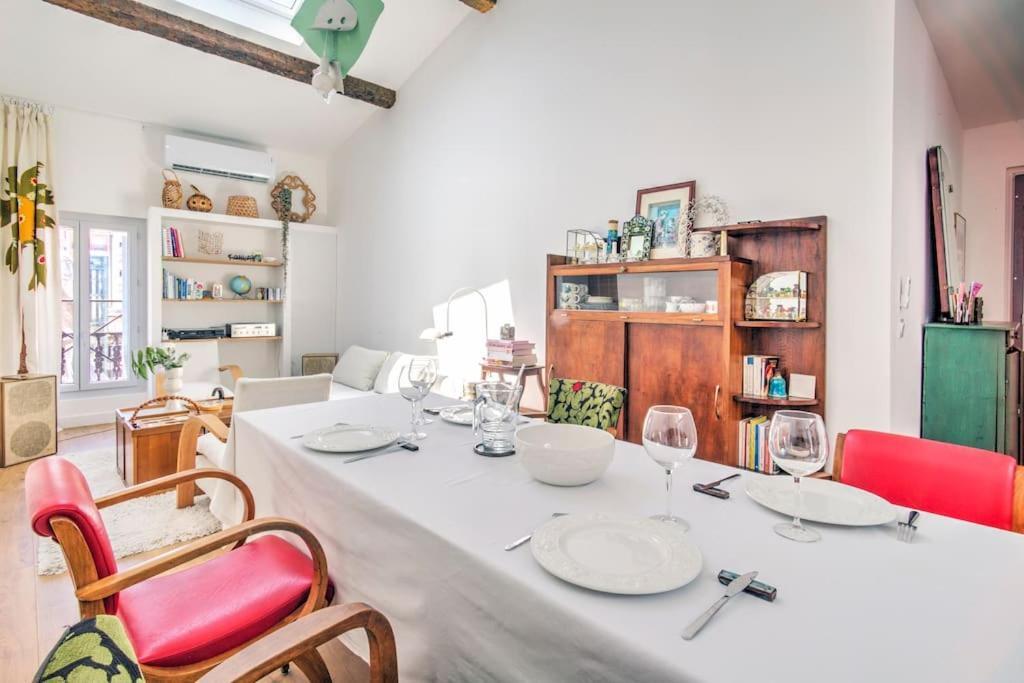 Appartement Place Des Halles Сет Экстерьер фото