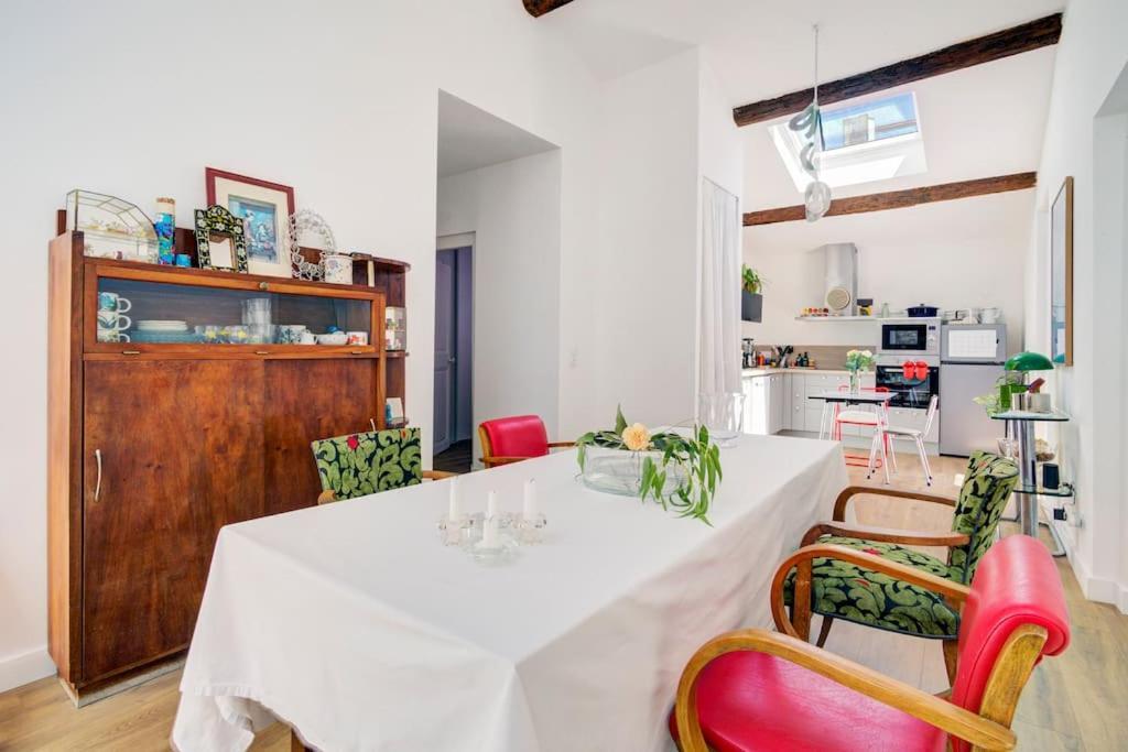 Appartement Place Des Halles Сет Экстерьер фото